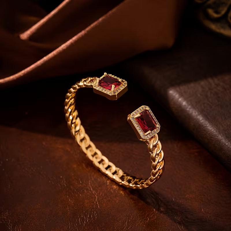 Veloria Ruby Offenes Armband | Gold