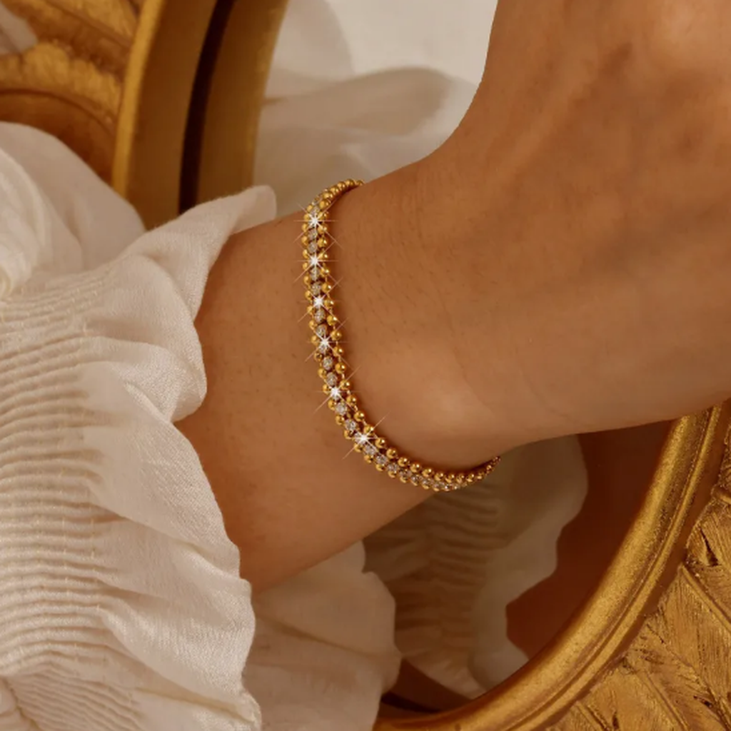 Armband aus Edelstahl mit Brillantkette