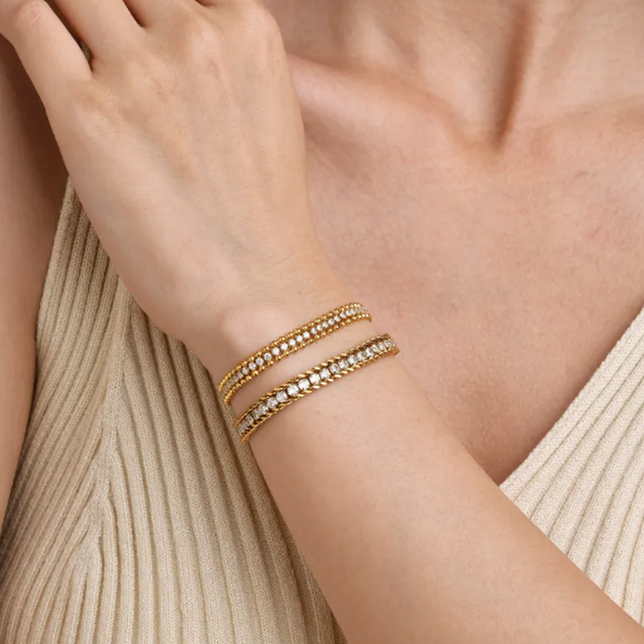 Armband aus Edelstahl mit Brillantkette