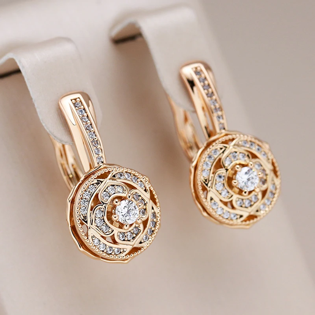 Elegante runde Ohrringe aus Gold mit Brillanten