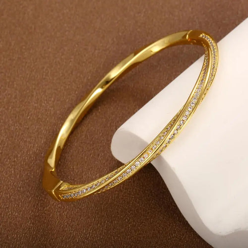 Elegantes Kristallarmband mit zwei Reihen in Gold