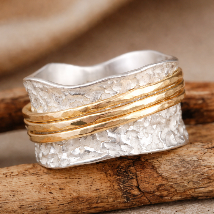Feiner Vintage-Ring in Gold und Weissgold