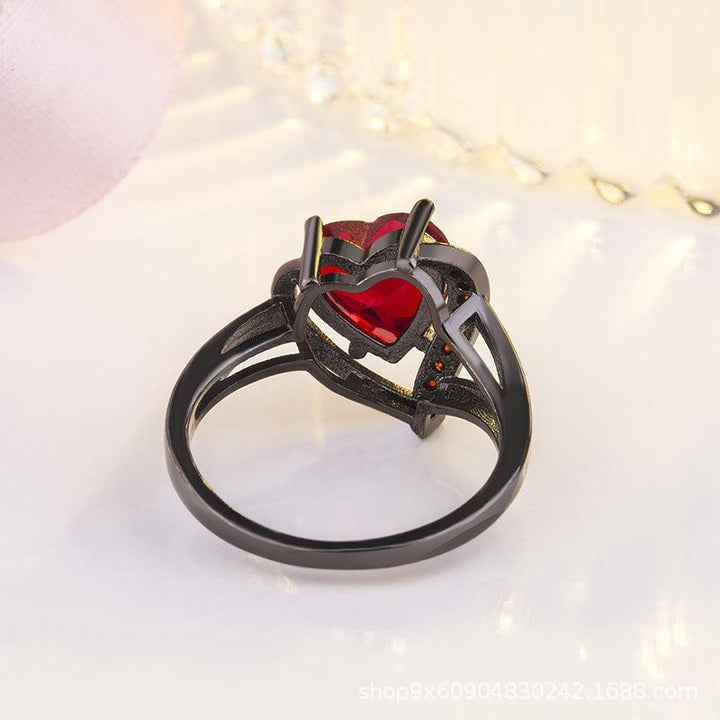 Calindra Rosethorne Ring | Schwarze Oberfläche