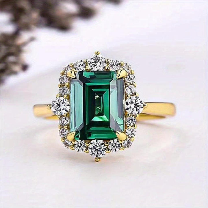 Ring Königin mit Smaragd