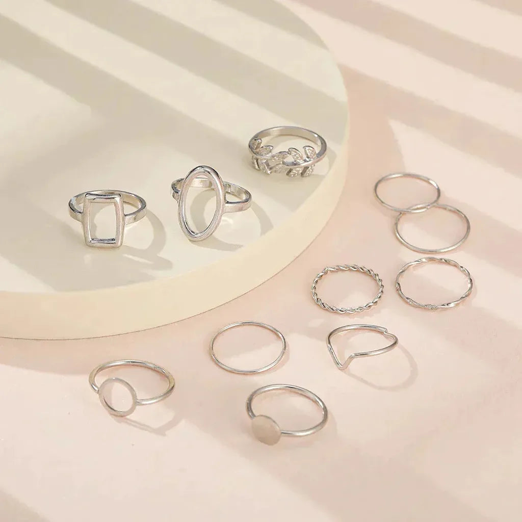 Set mit 11 Retro-Ringen aus Weissgold