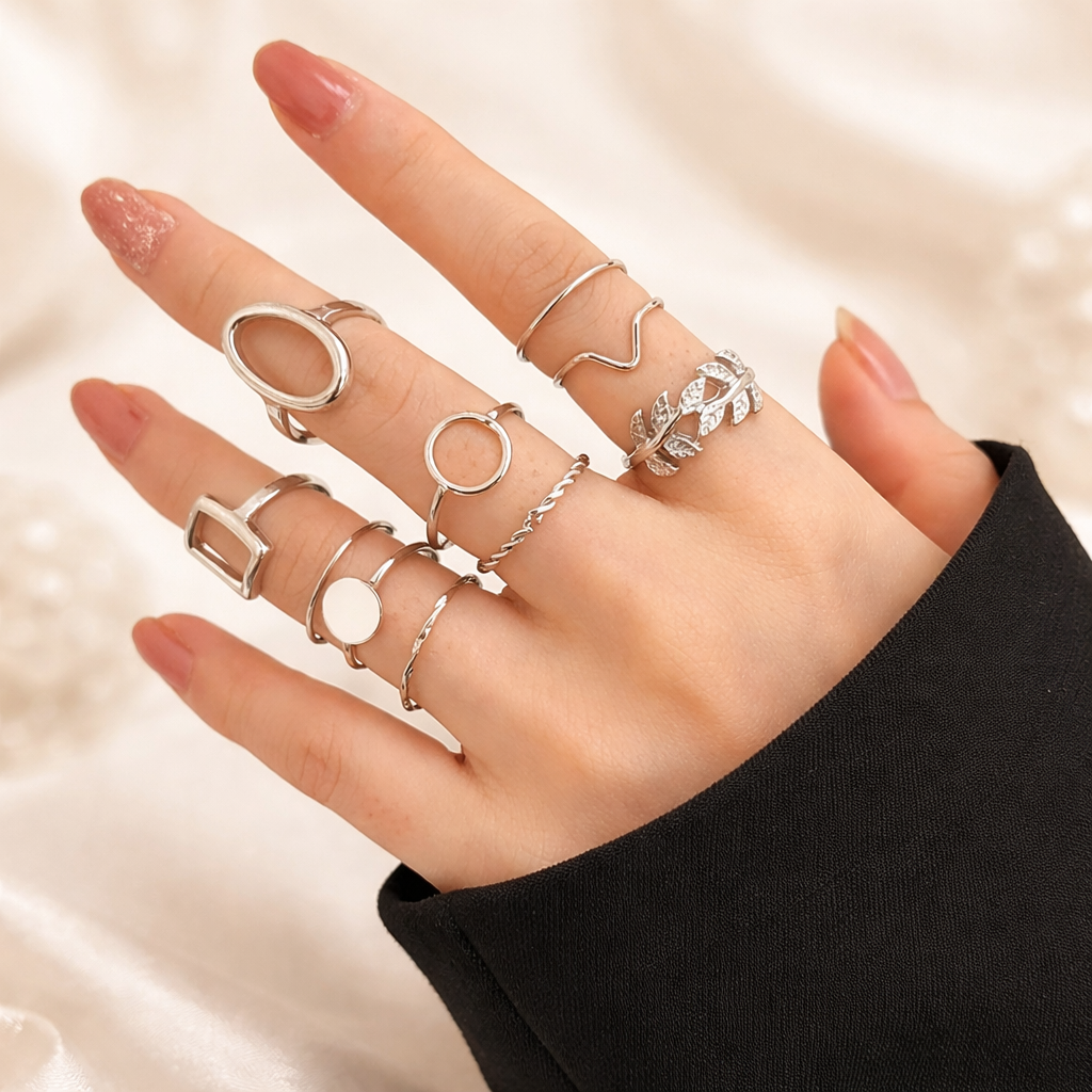 Set mit 11 Retro-Ringen aus Weissgold