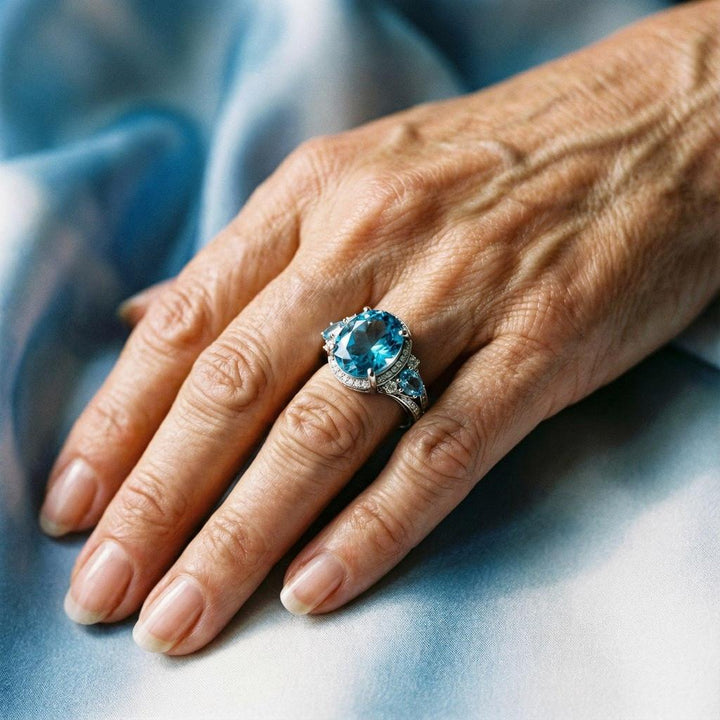 Vintage-Ring aus Weissgold mit blauem Kristall