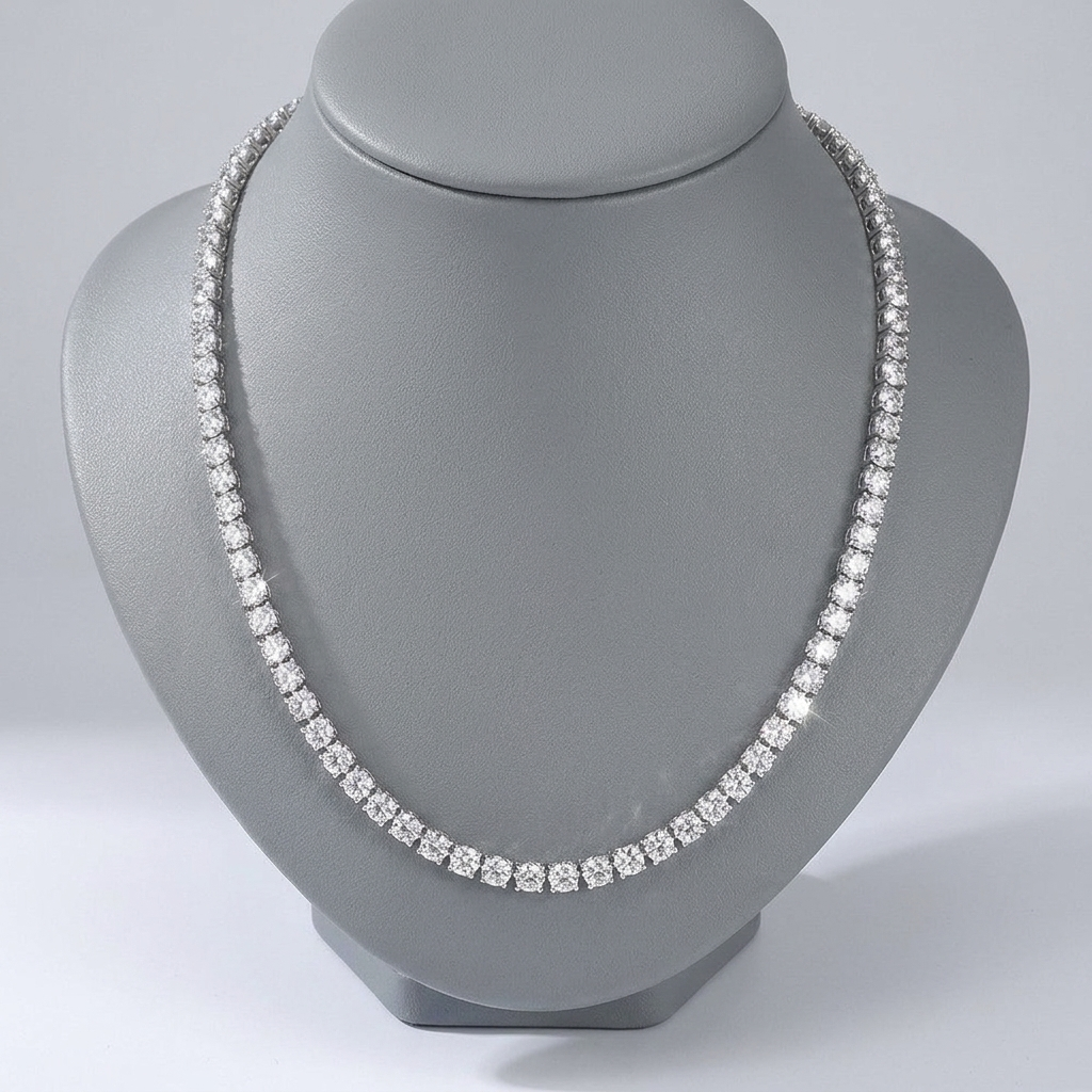 Tenniskette aus Gold